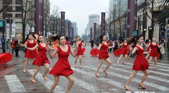 舞蹈吃瓜表演,一场别开生面的舞蹈吃瓜盛宴